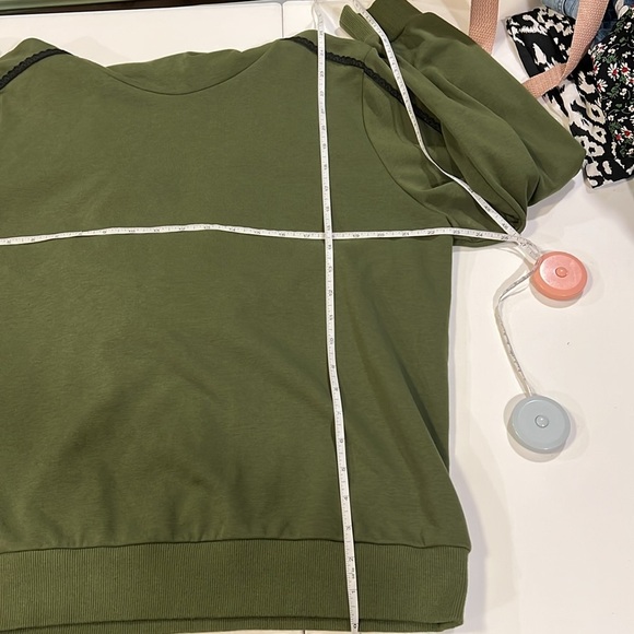 Jason Wu - L, Green Hoodie Sweatshirt, w/ black lace piping - Picture 8 of 8